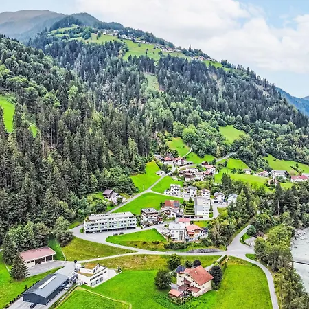 Urgen Living By Interhome Appartement Fließ