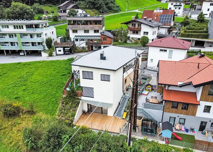 Urgen Living By Interhome