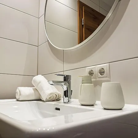 Urgen Living By Interhome Apartamento Fliess